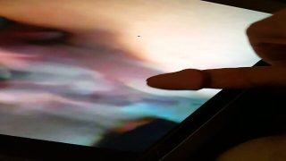 Jenking to a xhamster friend rubbing her pussy.